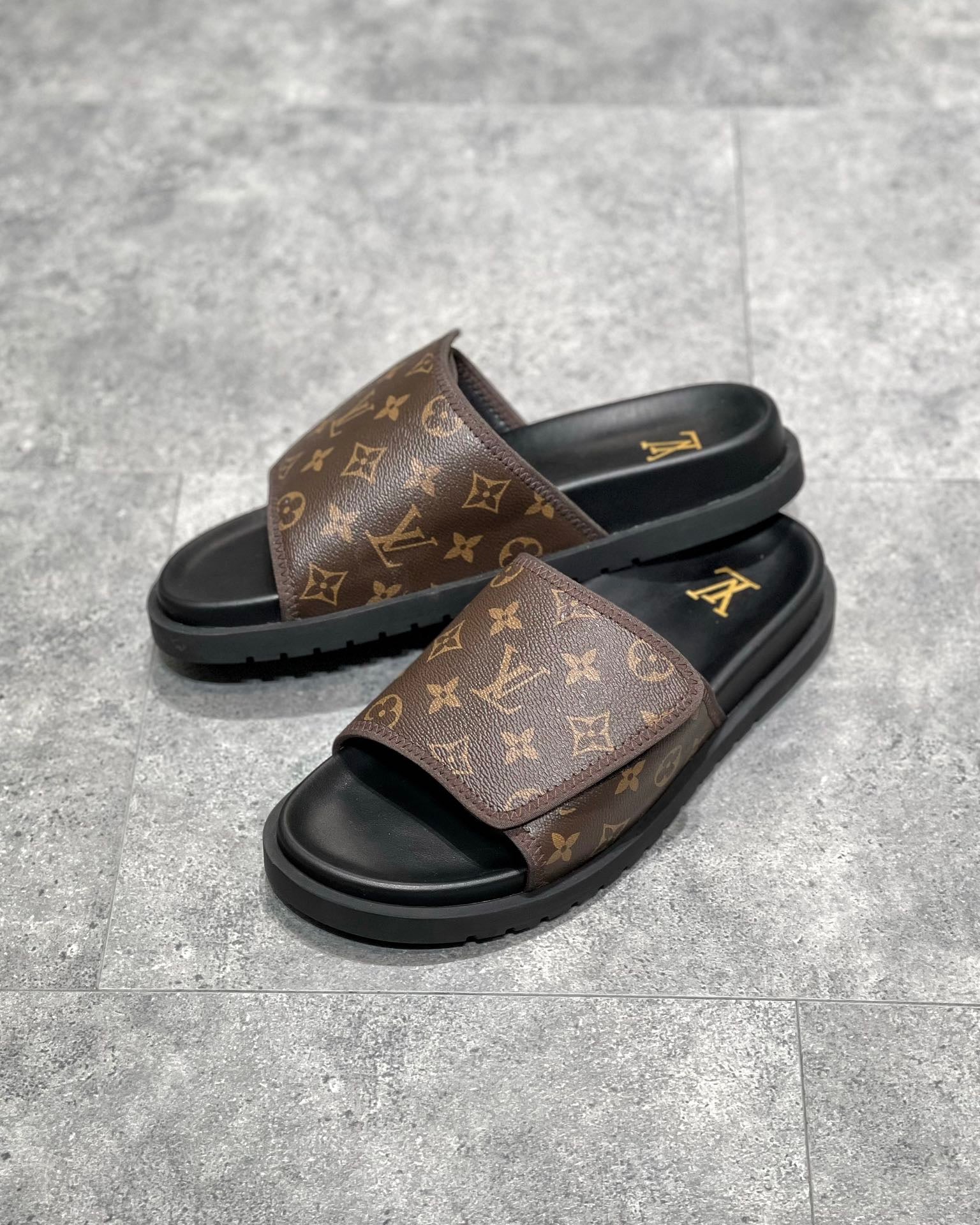 LOU MIAMI MULES