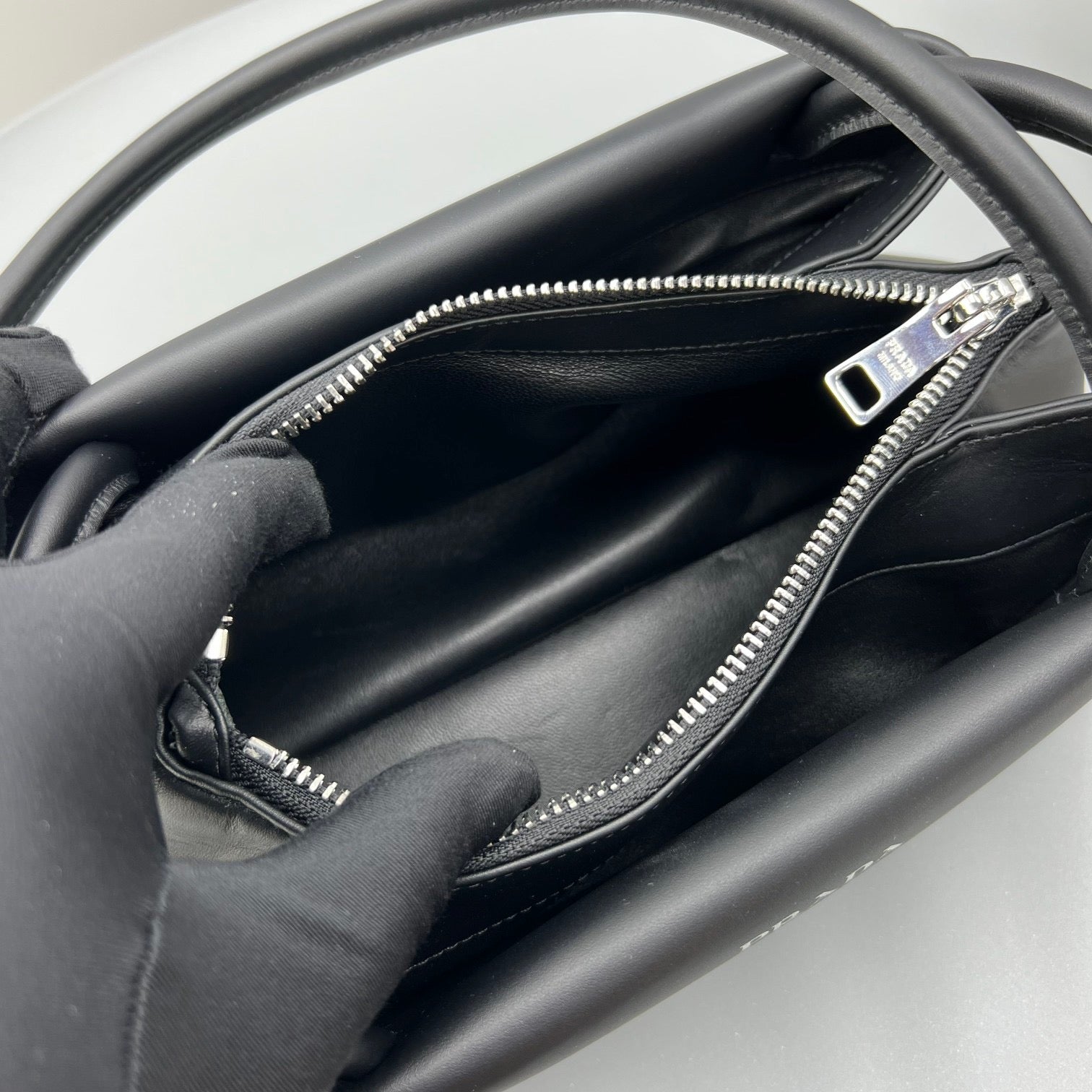 PD SMALL LEATHER BAG