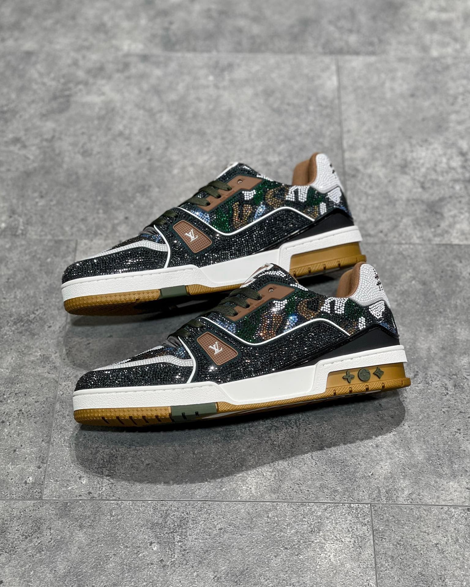 LOU TRAINERS