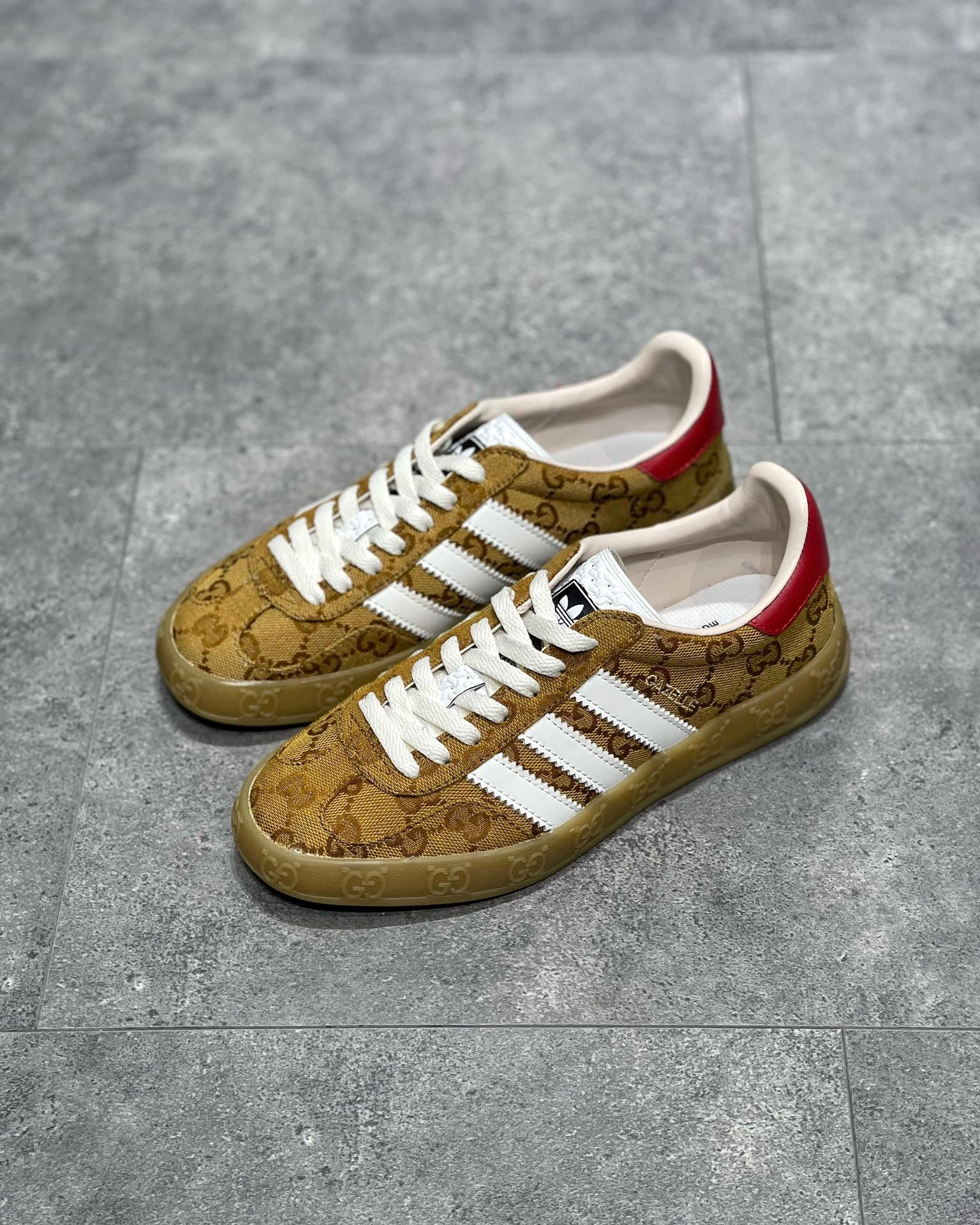 GG x ADID GAZELLE SNEAKER