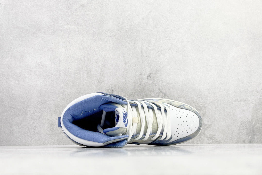 NIKE CARPET COMPANY WHITE HIGH ROYAL PULSE