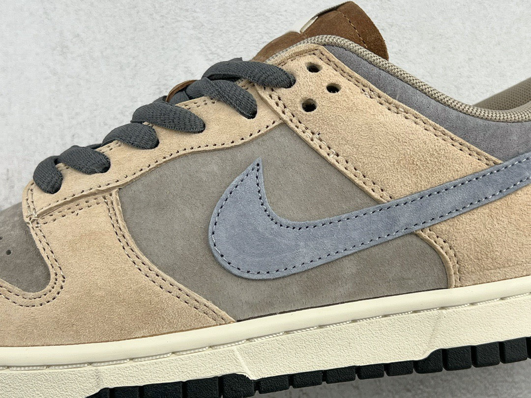 DUNK LOW x OTOMO KATUSHIRO