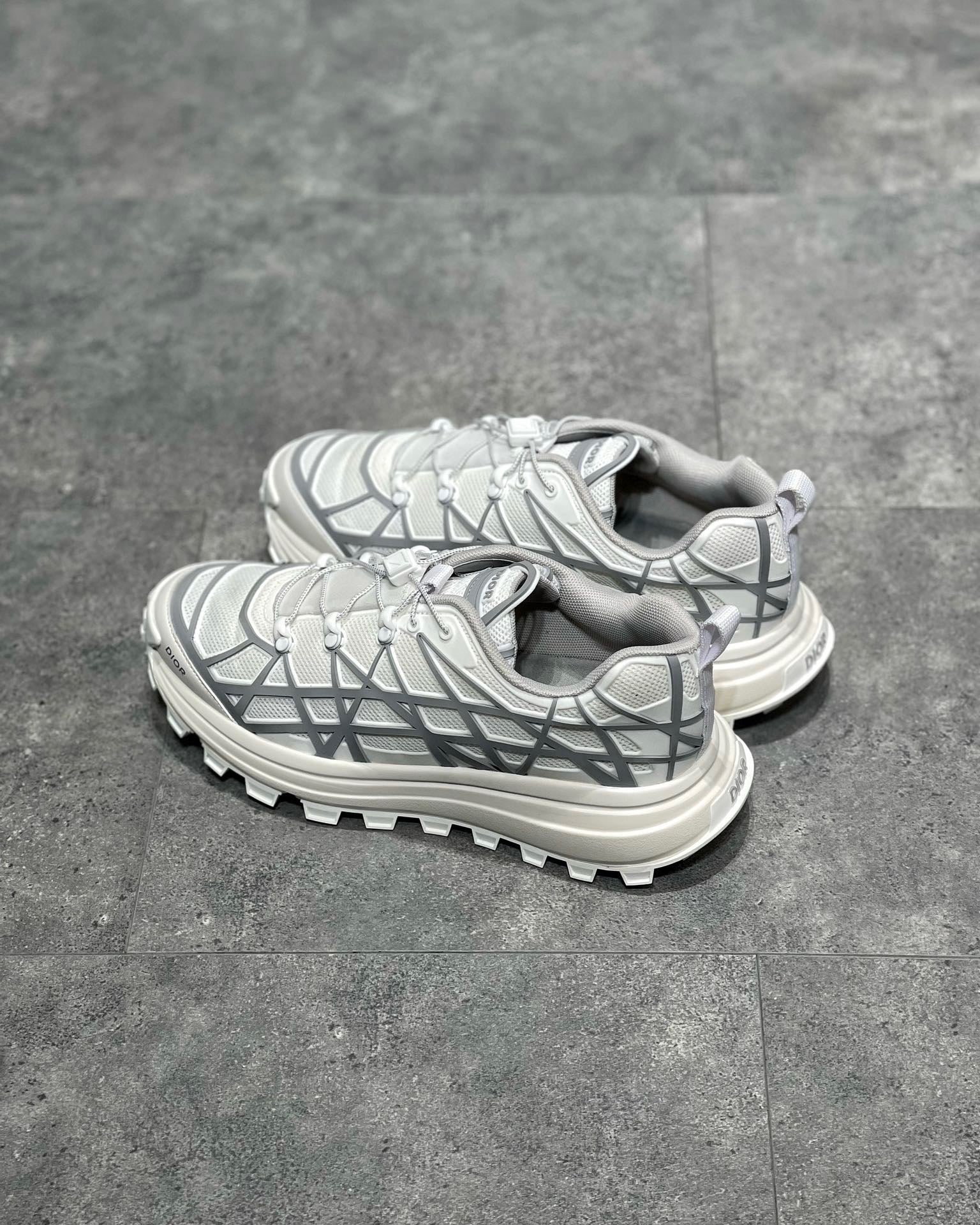 CD B31 TRAINERS
