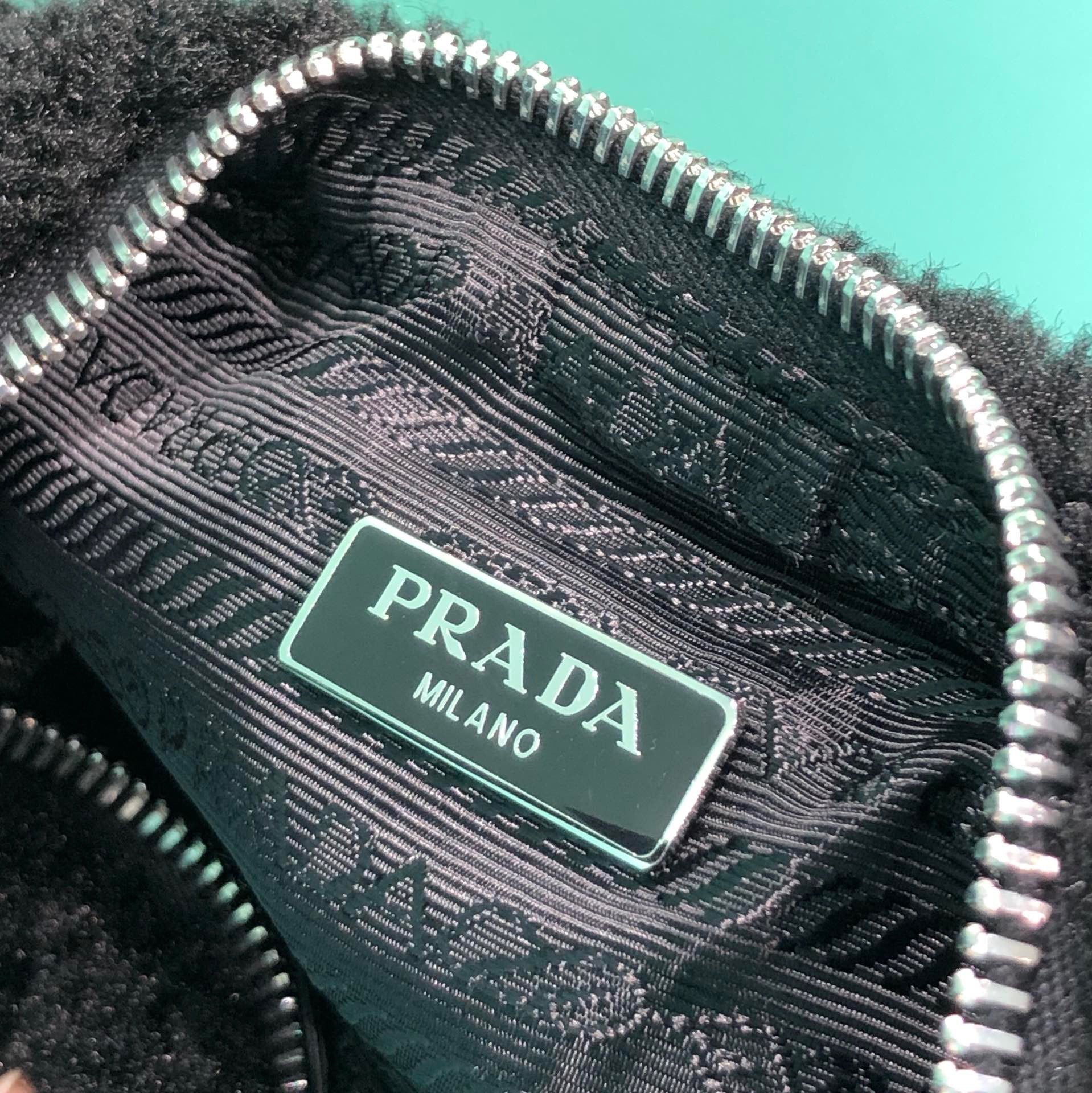 PD RE-EDITION 2000 WOOL BAG