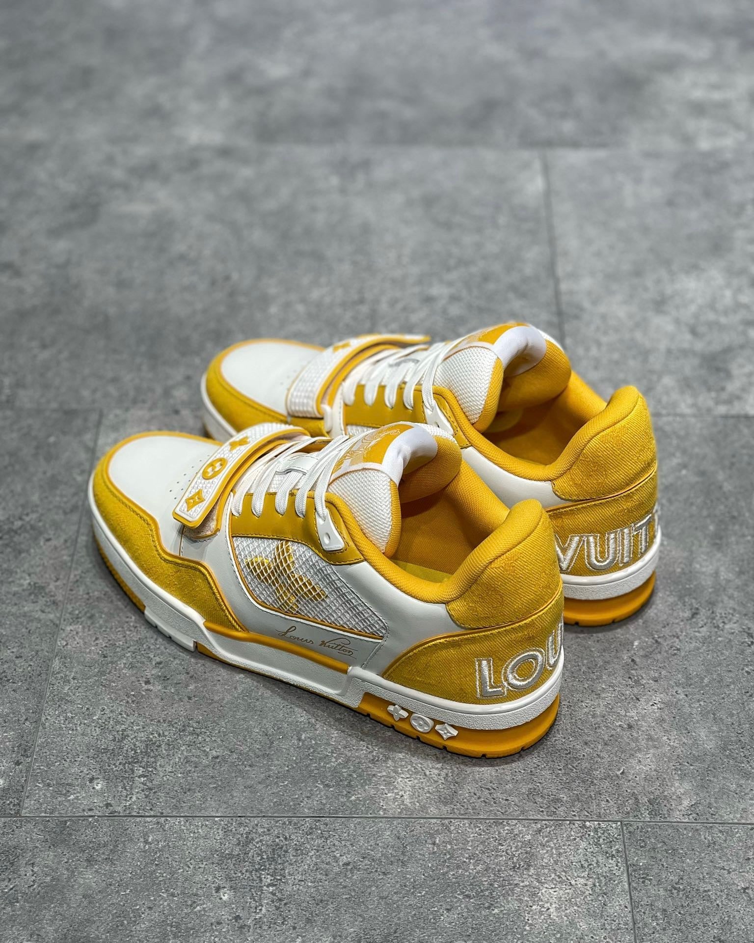 LOU TRAINERS