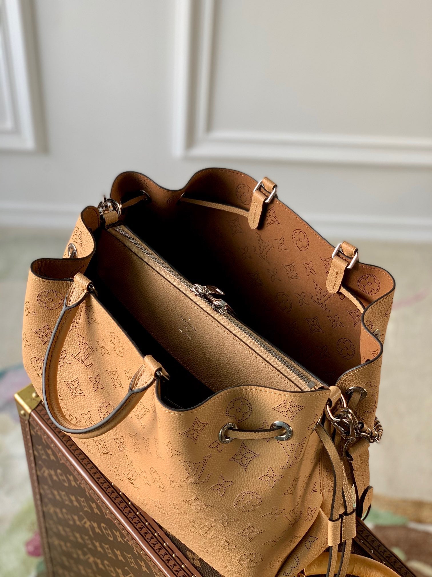 LOU BELLA TOTE BAG