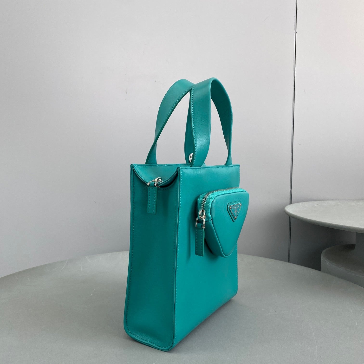 PD NAPPA LEATHER TOTE BAG