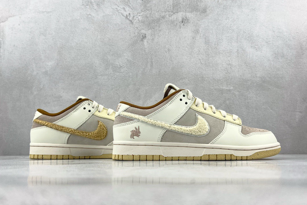 DUNK LOW YEAR OF THE RABBIT