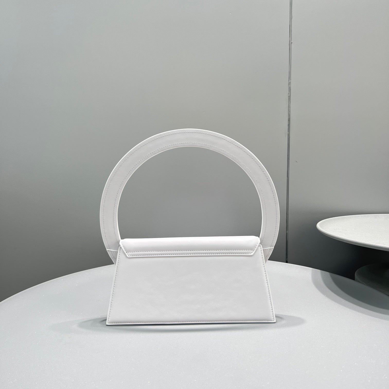 JACQ LE SAC ROND BAG