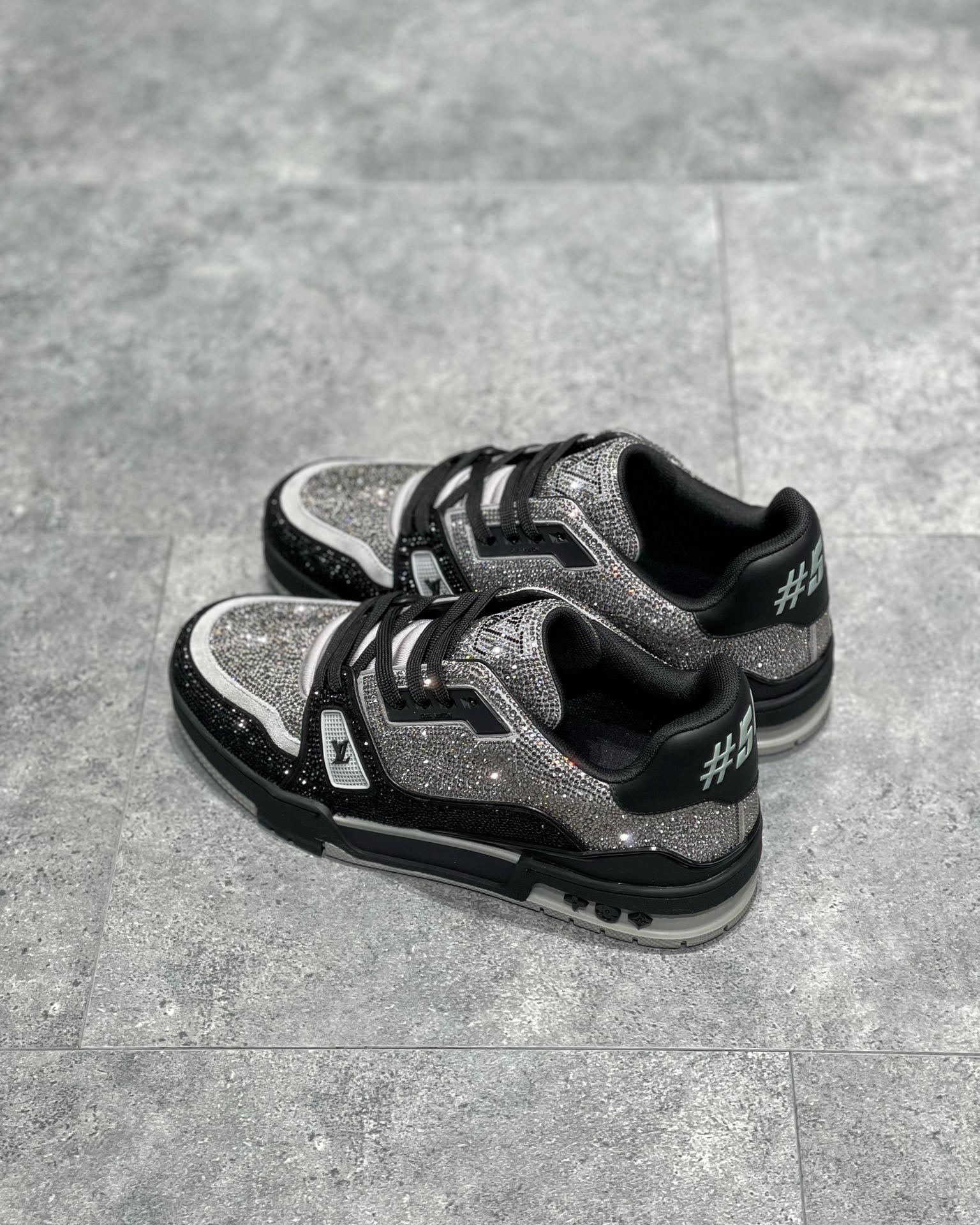 LOU TRAINERS