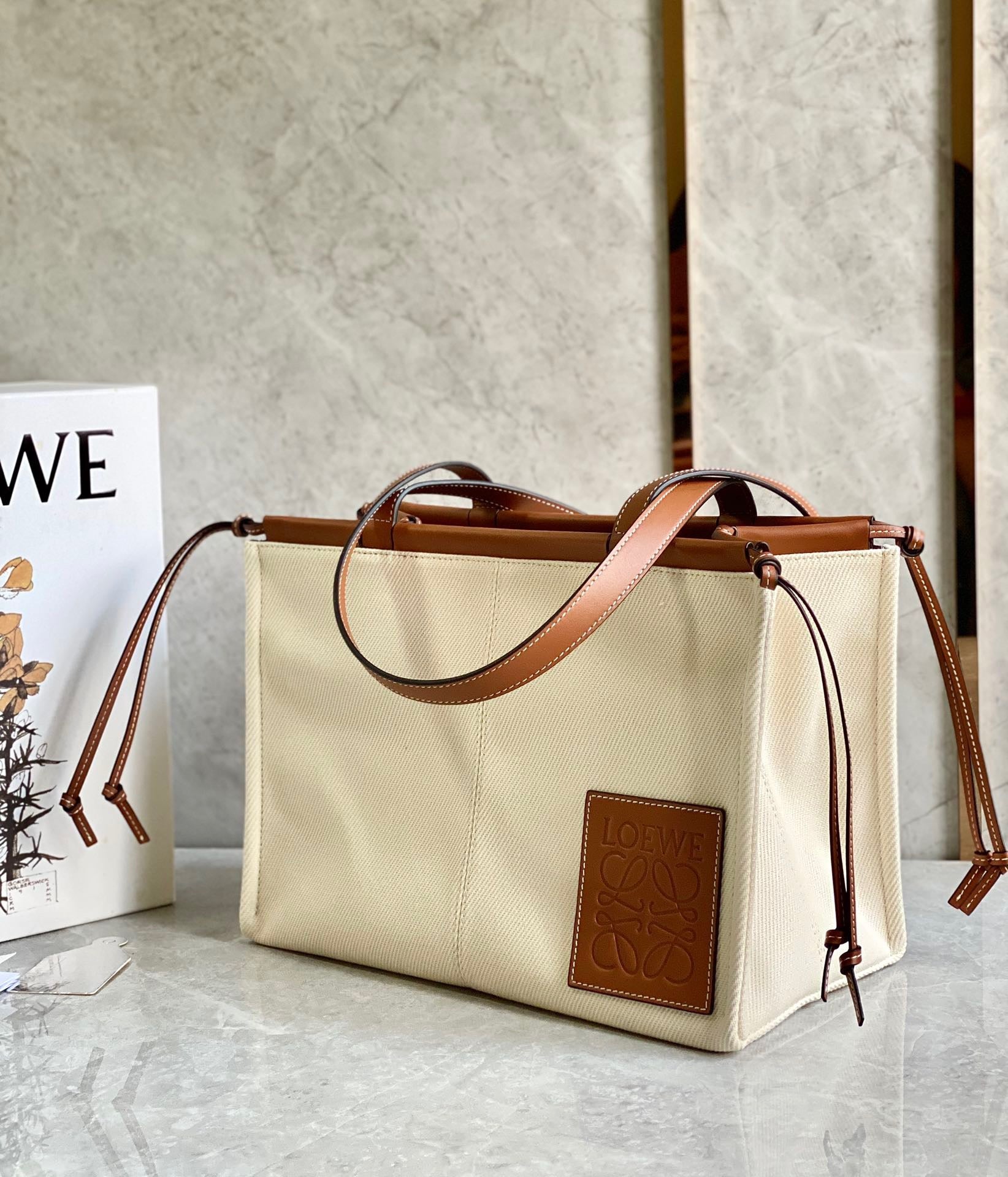 LOEW CUSHION TOTE BAG