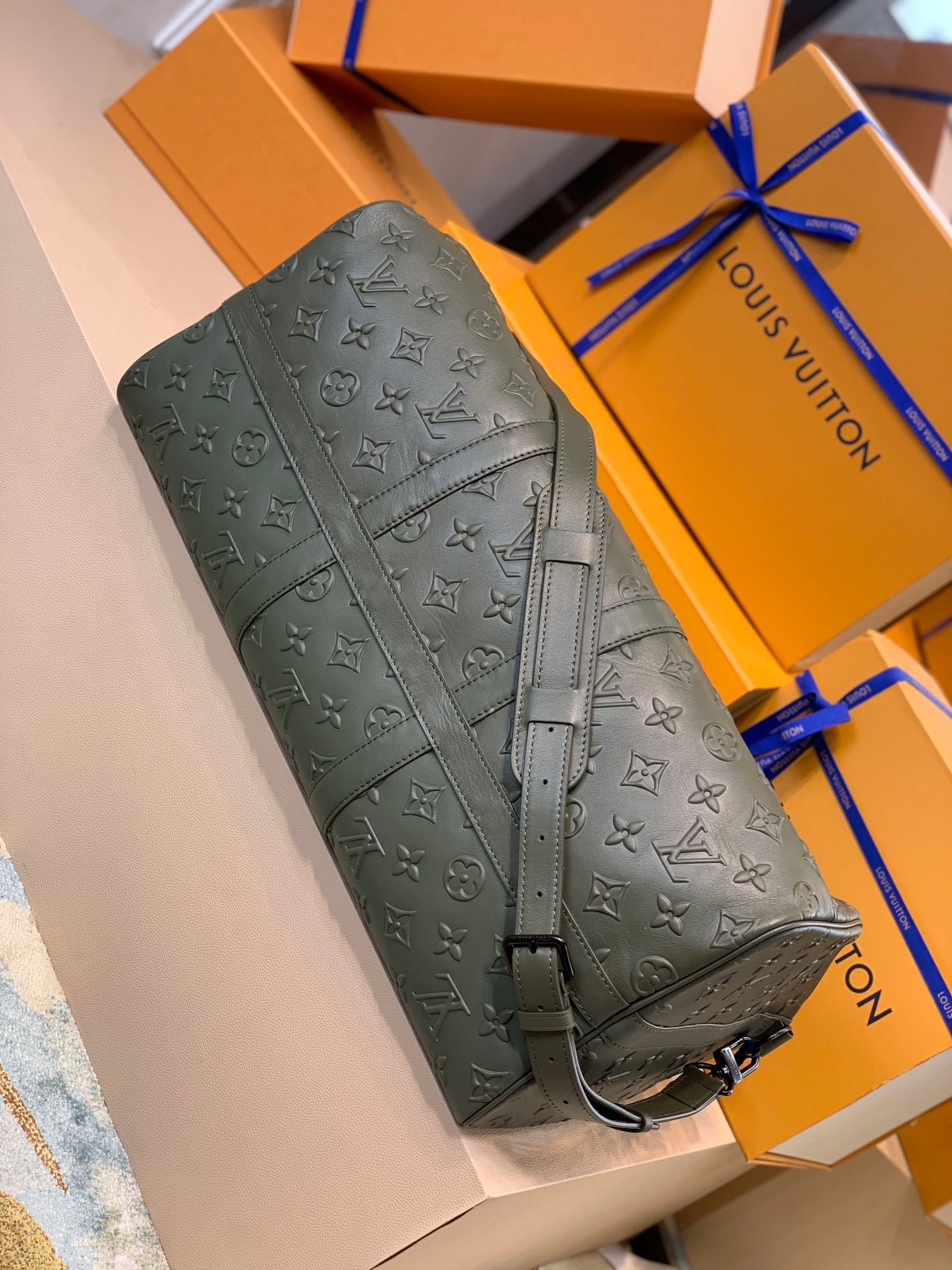 LV KEEPALL BANDOULI��RE 50 BAG