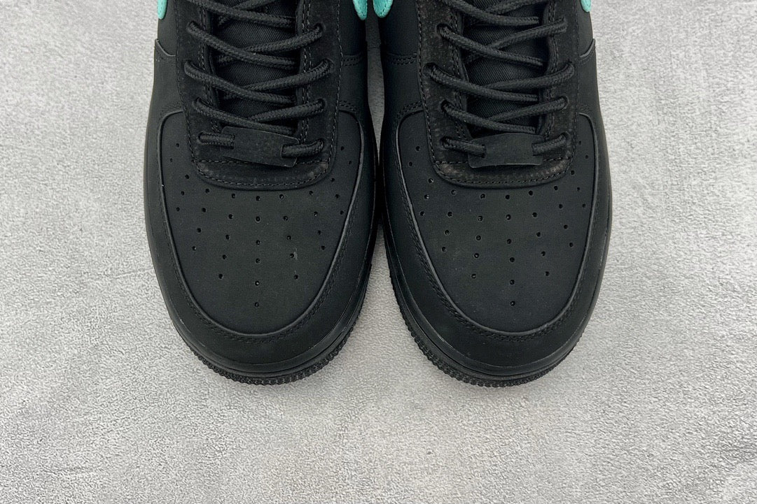 NIKE x TIFFANY AIR FORCE