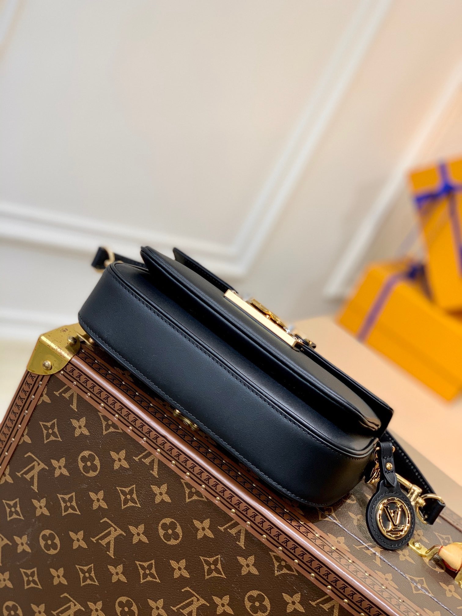 LOU SWING BAG