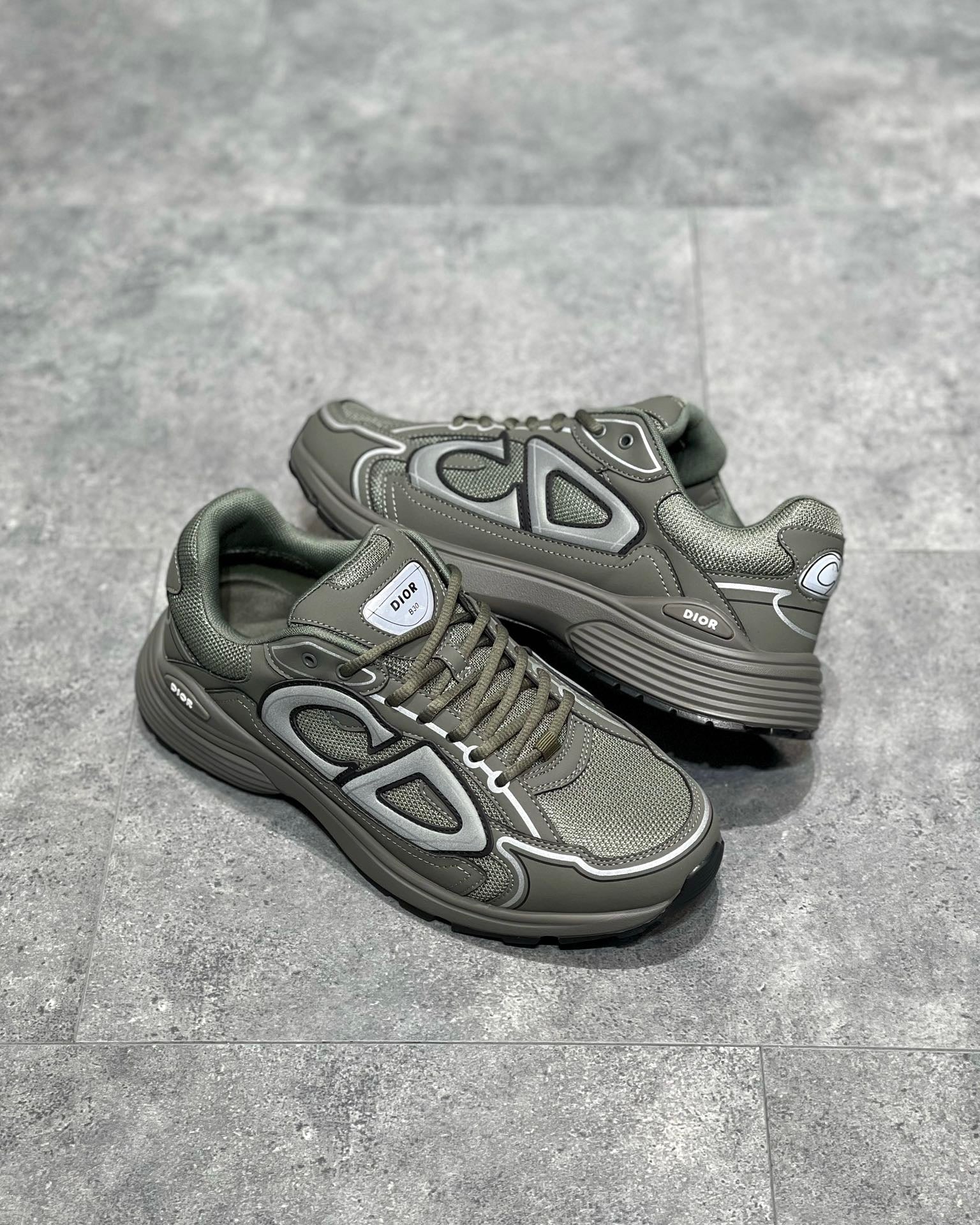 CD B30 SNEAKER