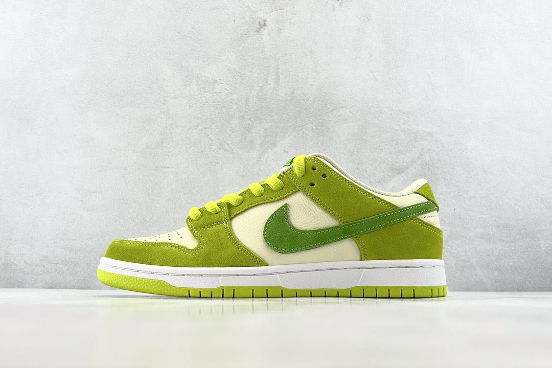 DUNK LOW GREEN APPLE