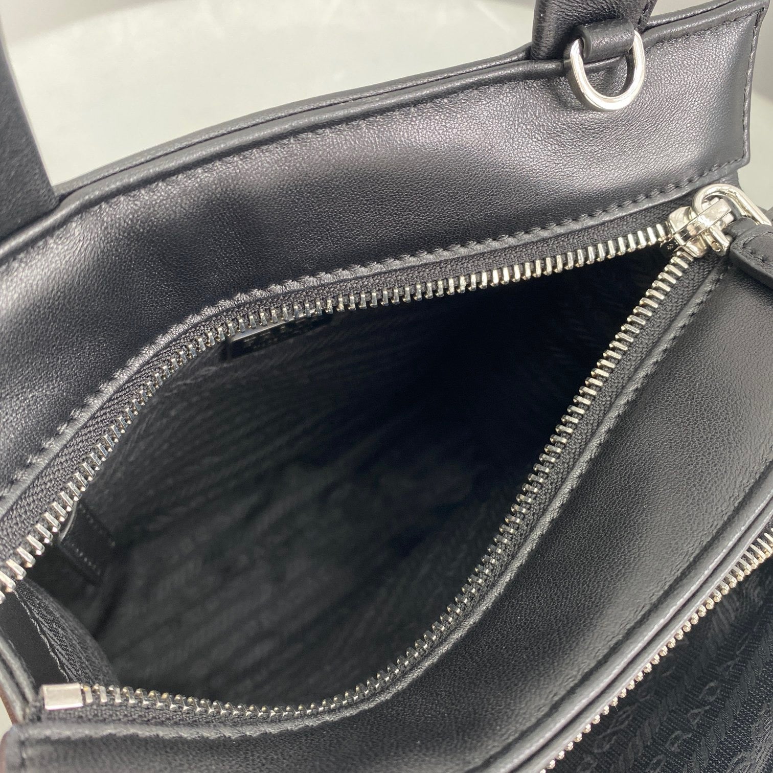 PD NAPPA LEATHER TOTE BAG