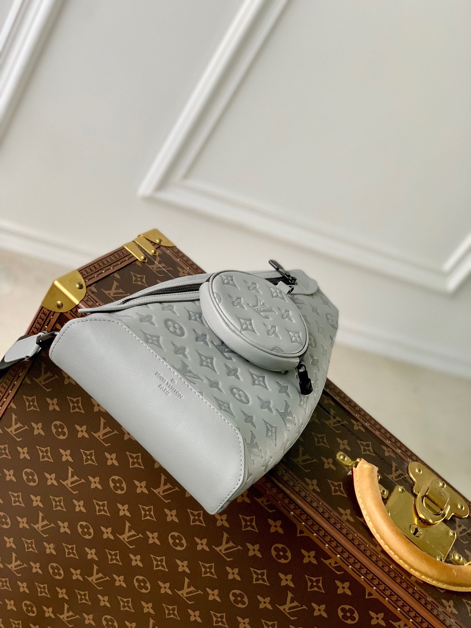 LOU DUO SLING BAG