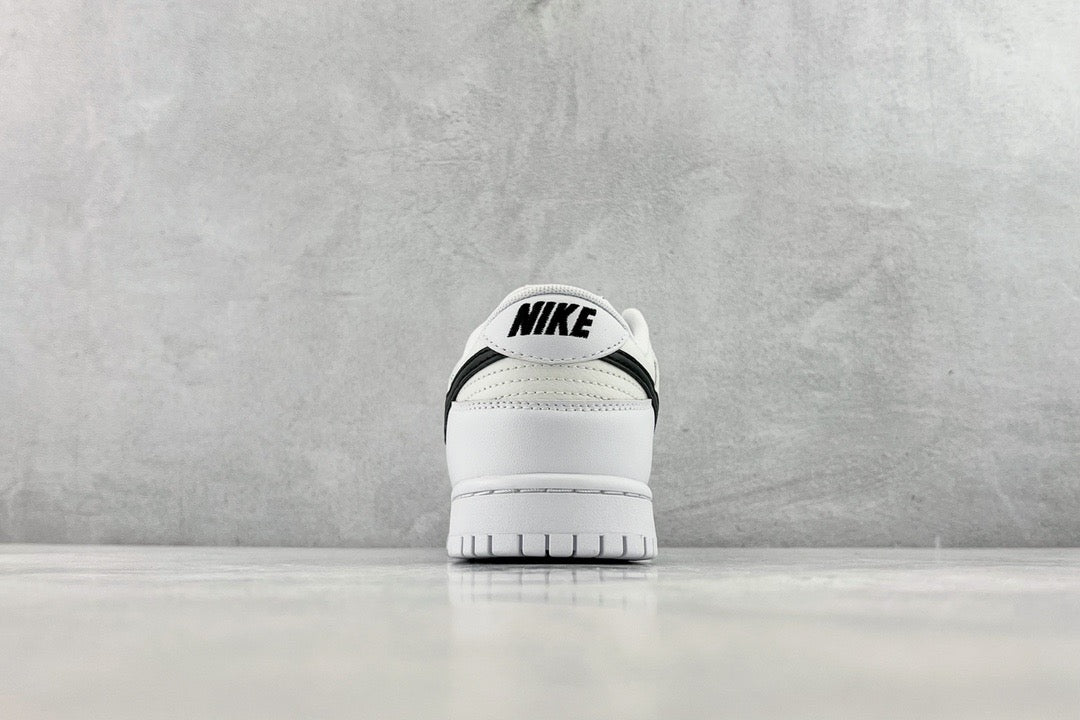 DUNK LOW RETRO
