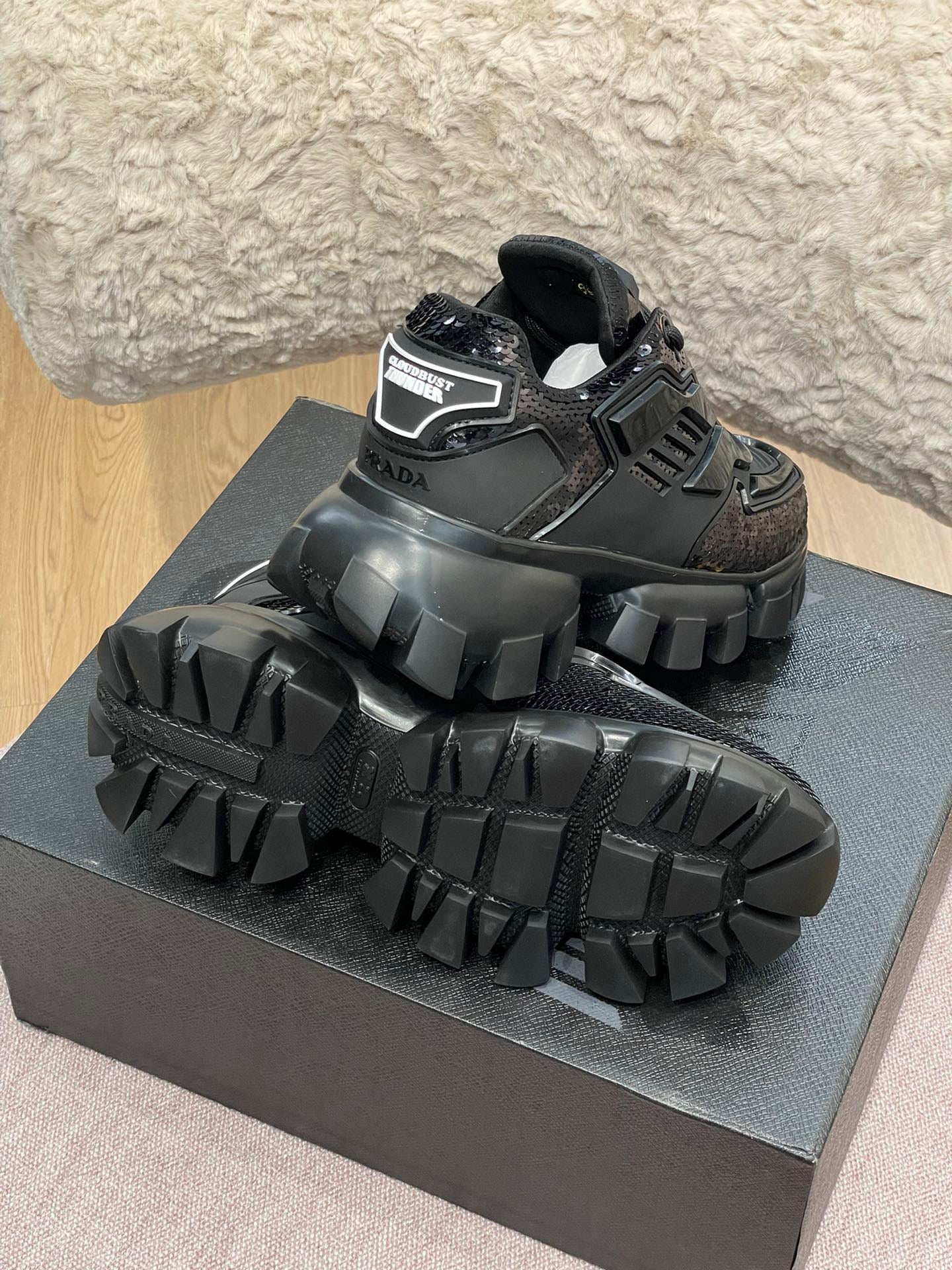 PD CLOUDBUST THUNDER SNEAKERS