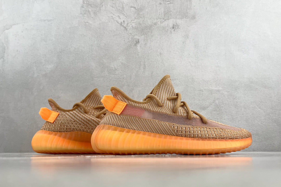 YEEZY BOOST 350 V2