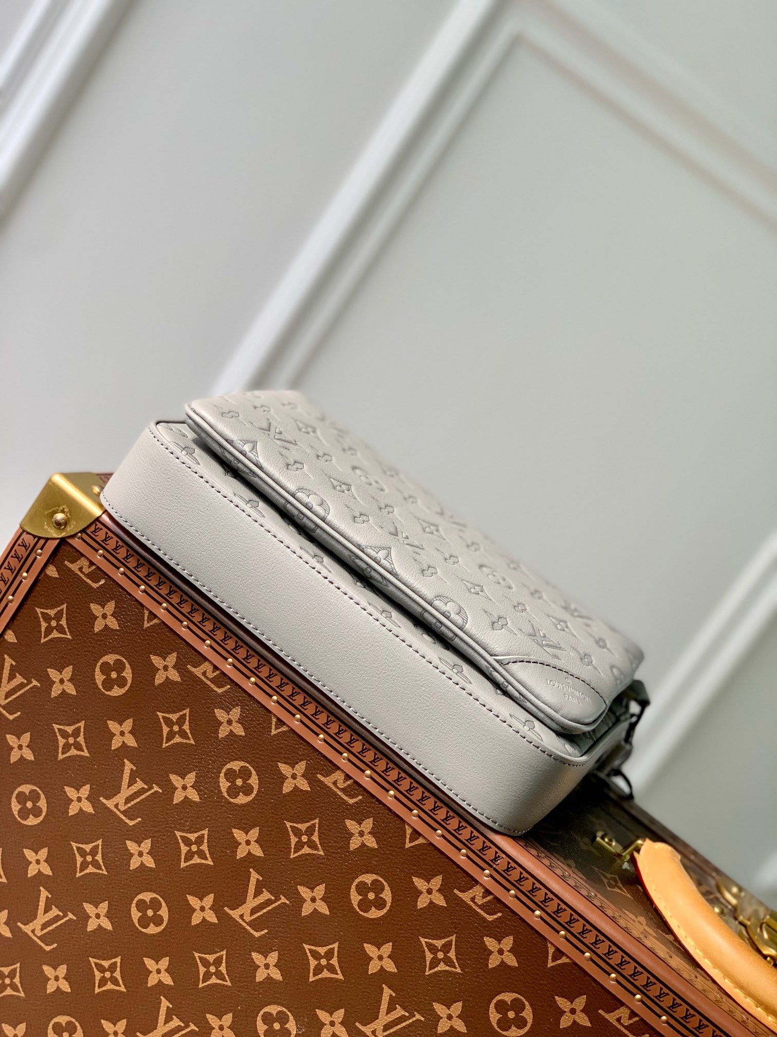LOU TRIO MESSENGER BAG