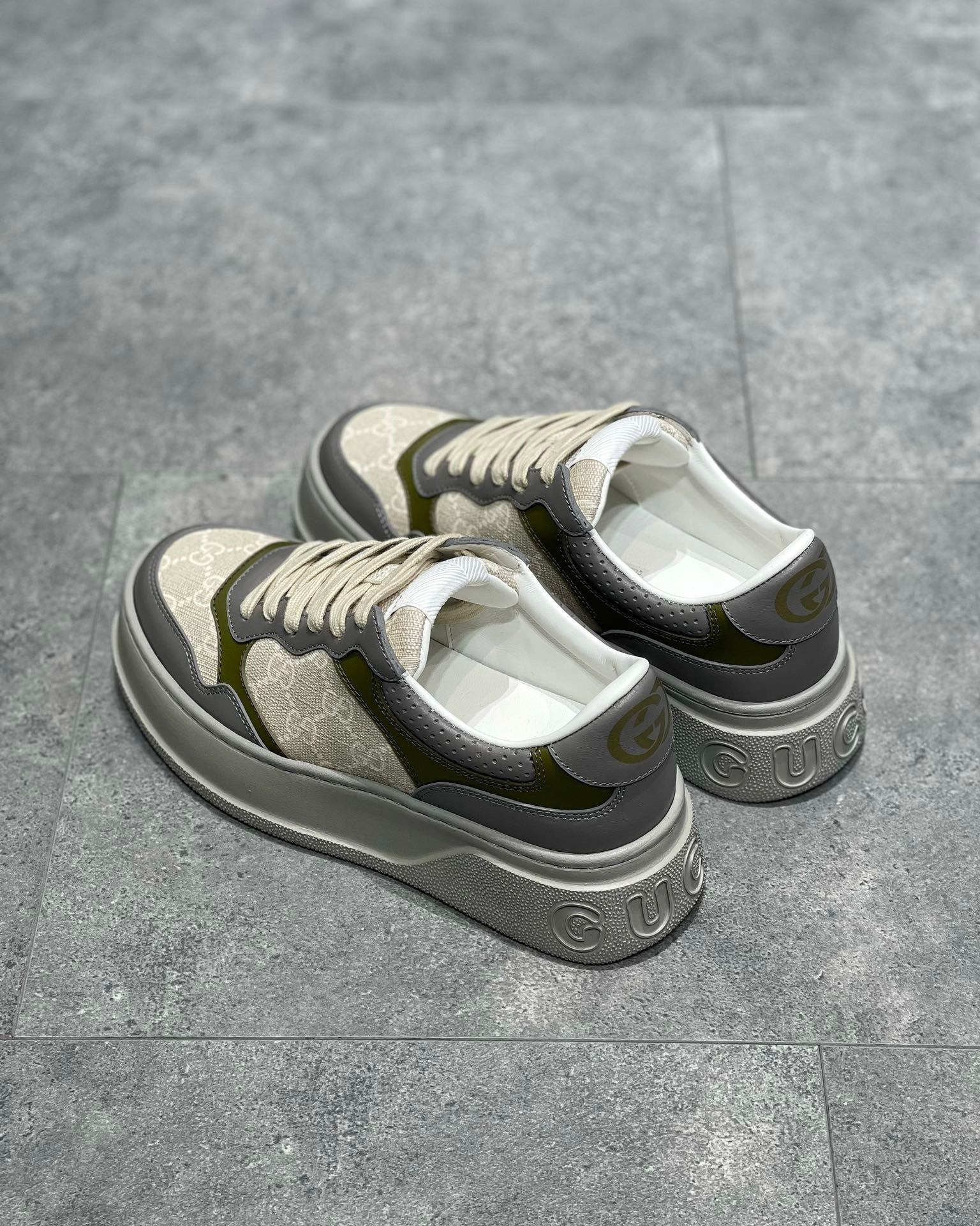 GG SNEAKER
