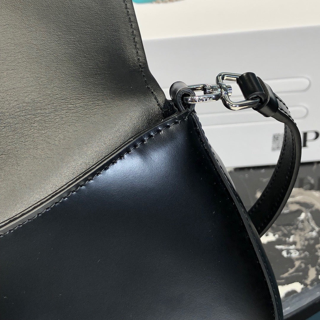 PD CLEO SHOULDER BAG