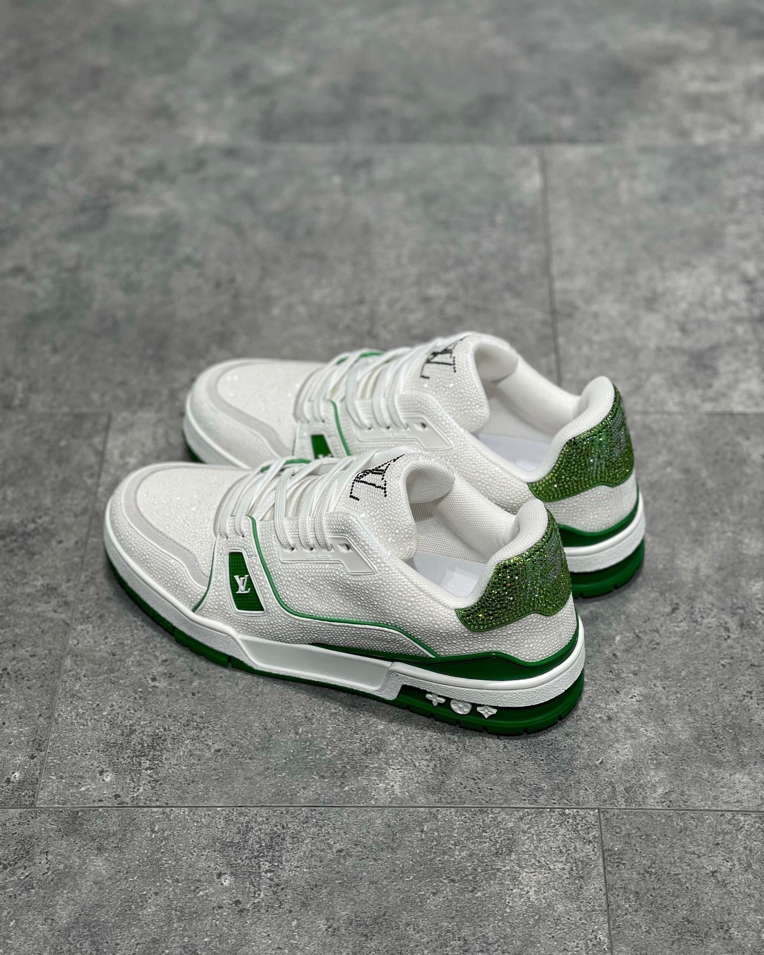 LOU TRAINERS