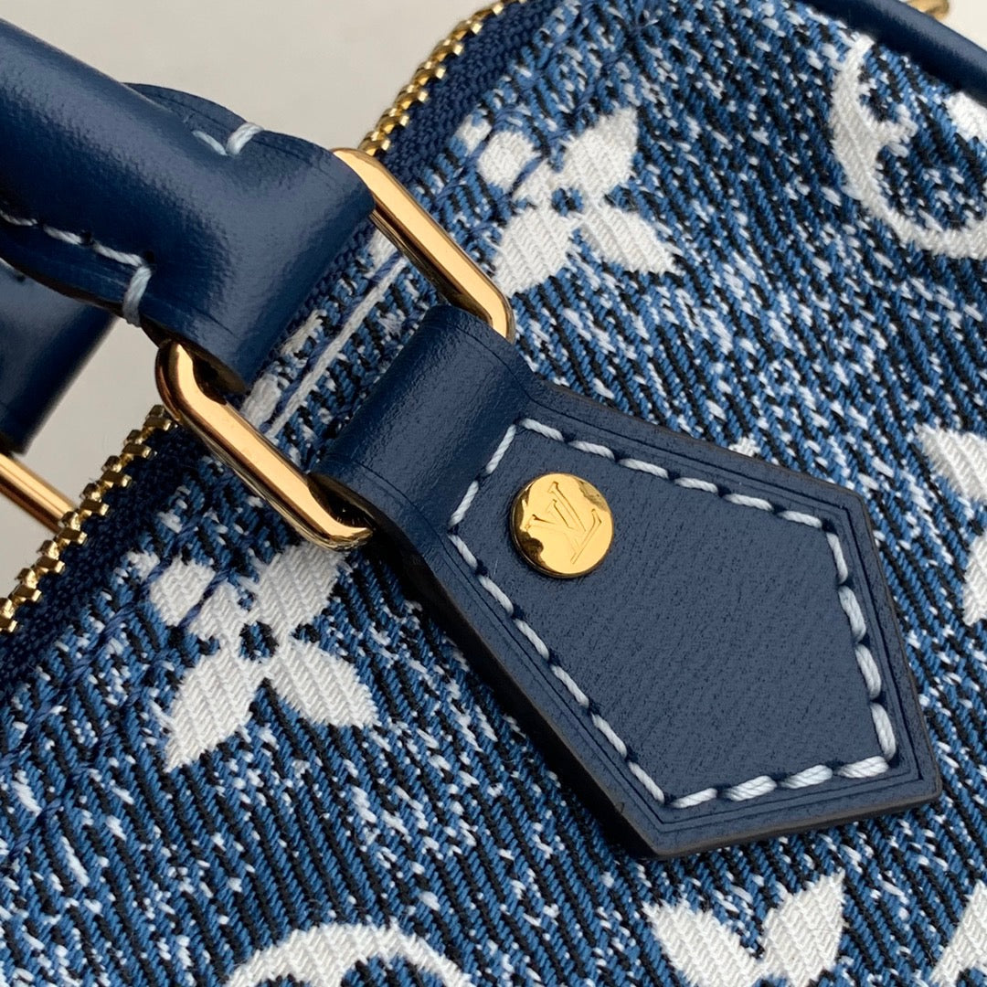 LOU NANO SPEEDY BAG