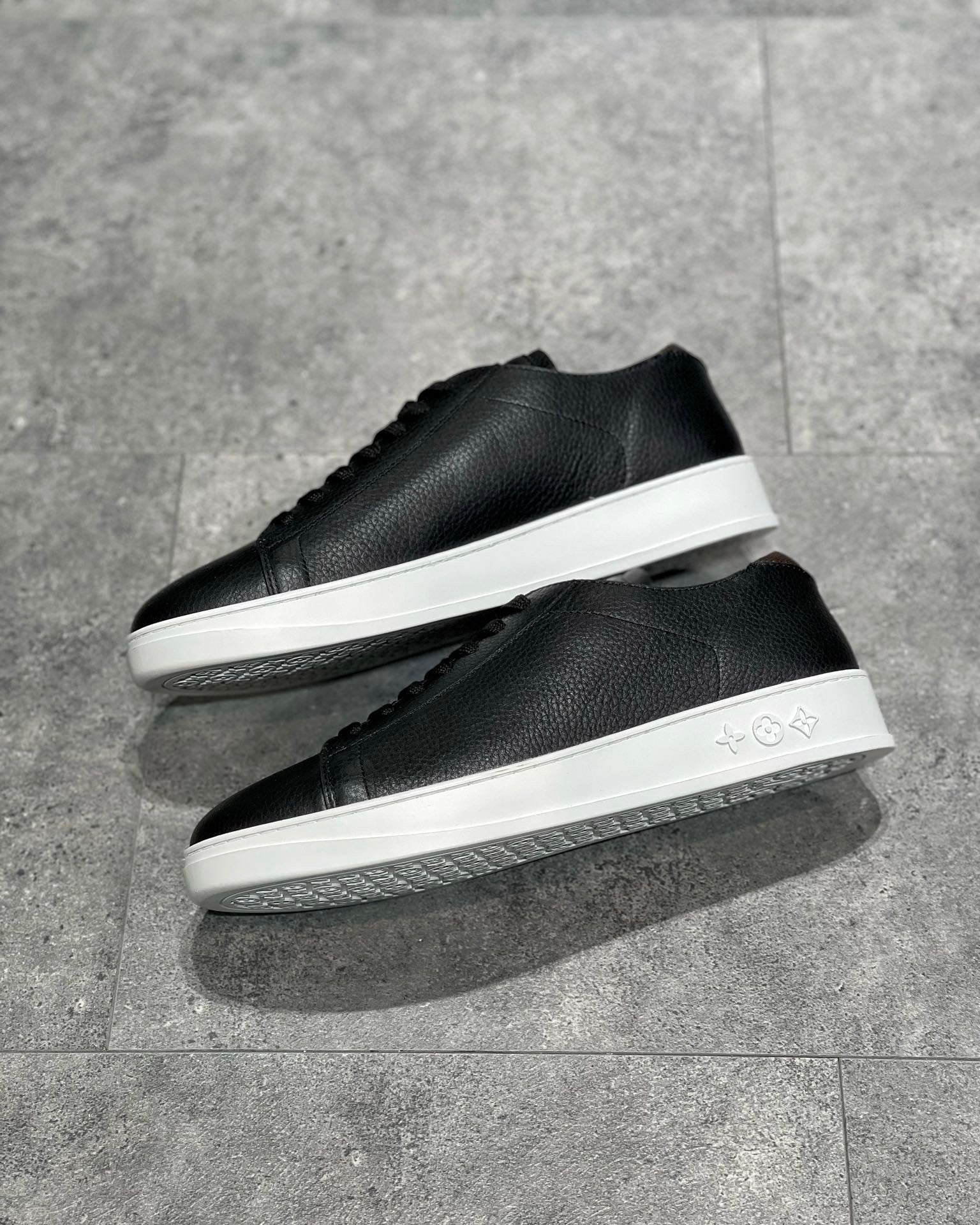 LOU RESORT TRAINERS