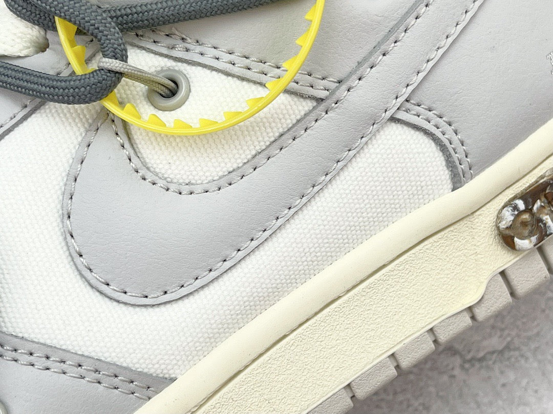 OFF WH DUNK LOW