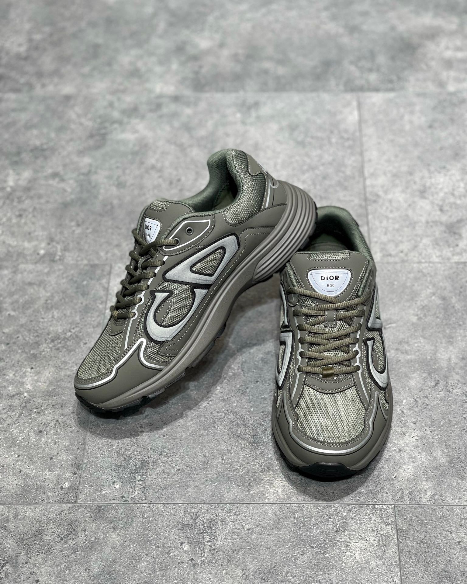 CD B30 SNEAKER