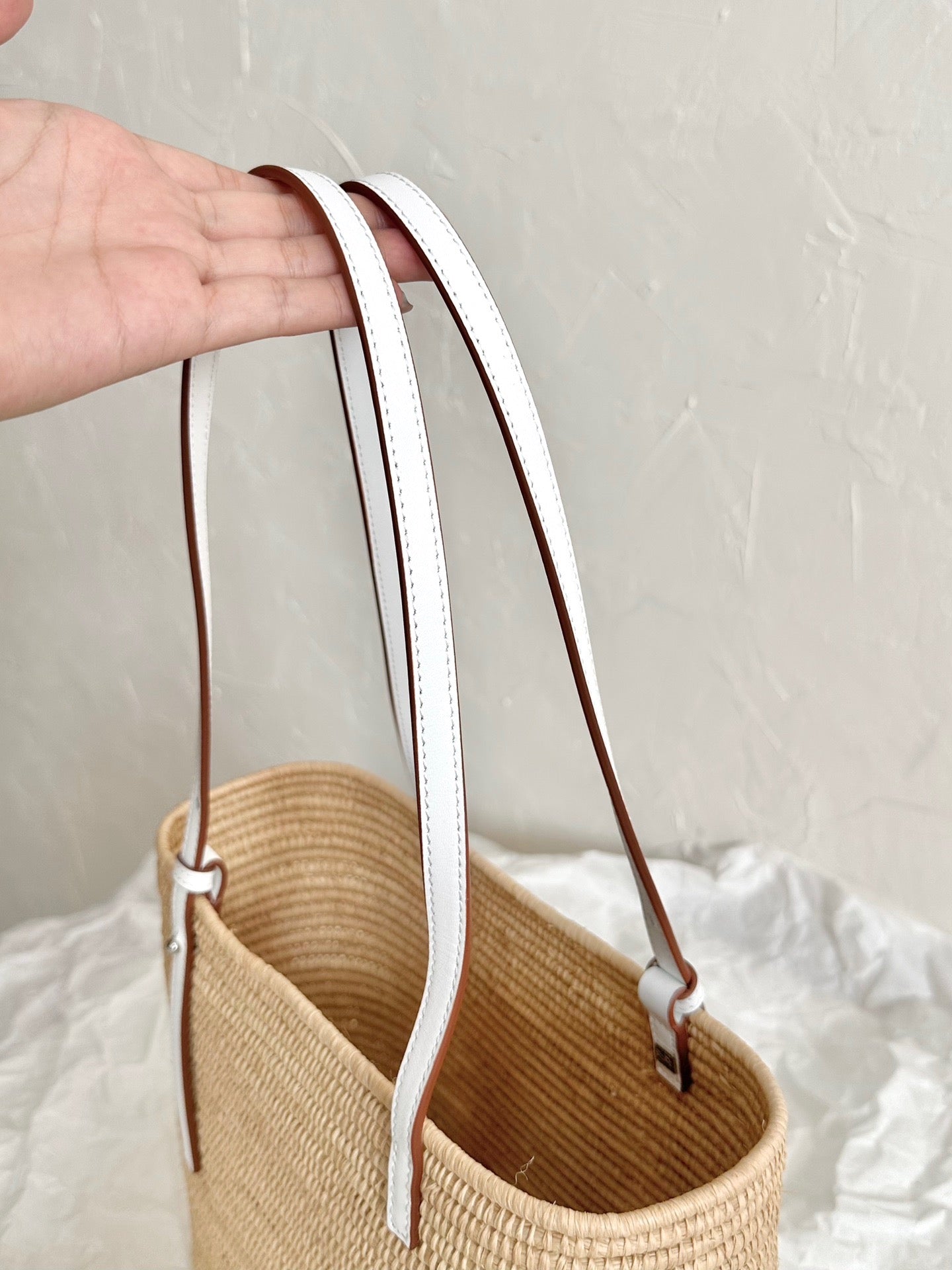 LOEW SMALL SQUARE BASKET BAG