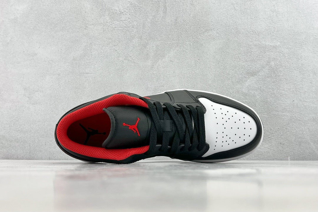 JORDAN 1 LOW WHITE TOE