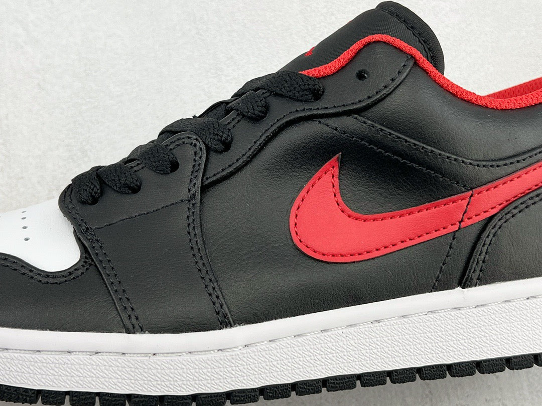 JORDAN 1 LOW WHITE TOE
