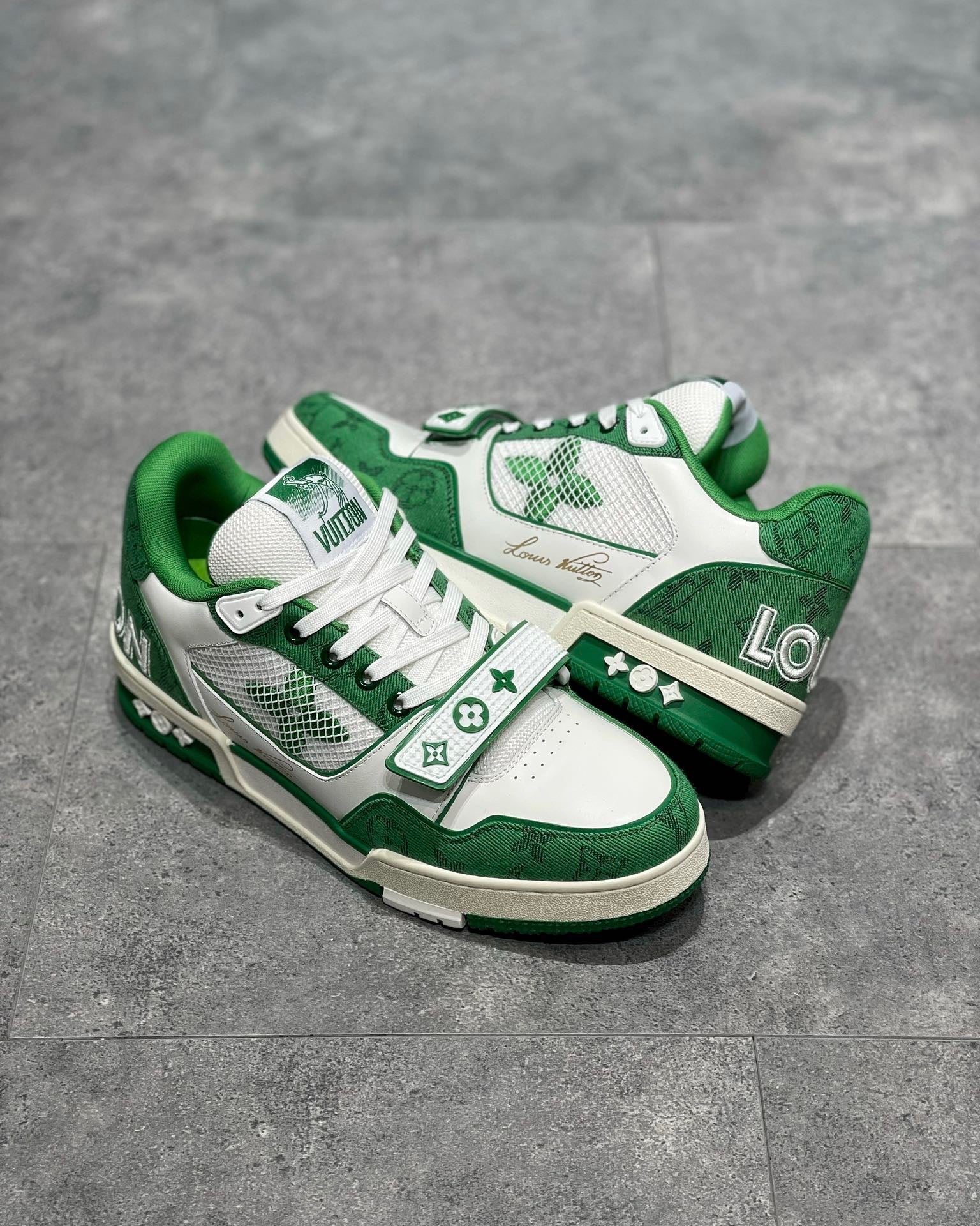 LOU TRAINERS
