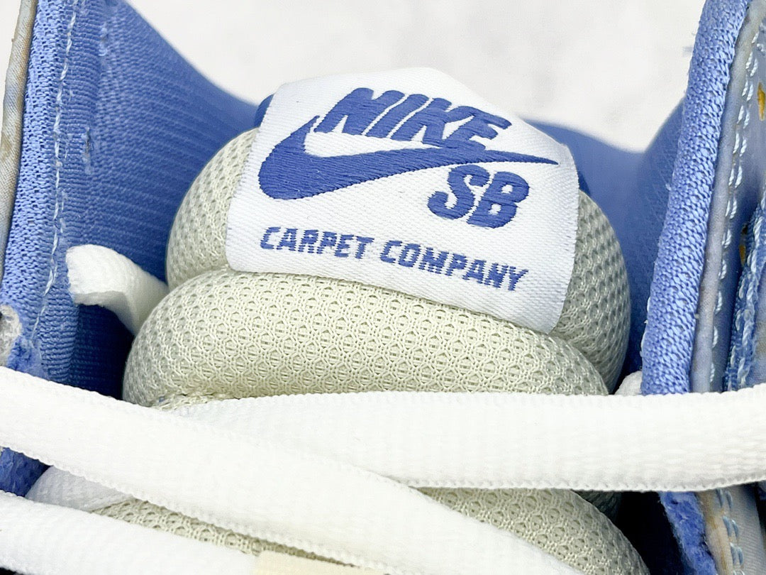 NIKE CARPET COMPANY WHITE HIGH ROYAL PULSE
