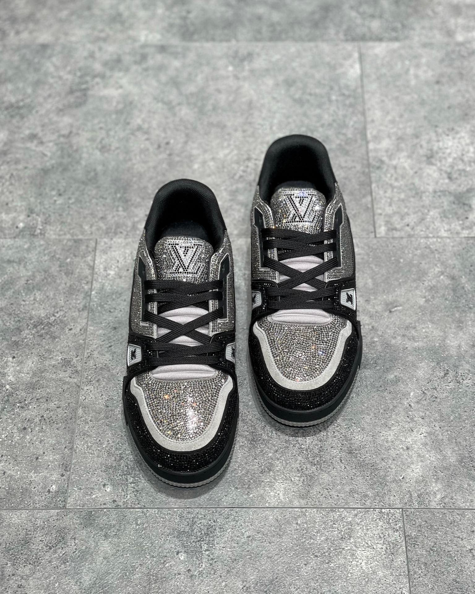 LOU TRAINERS