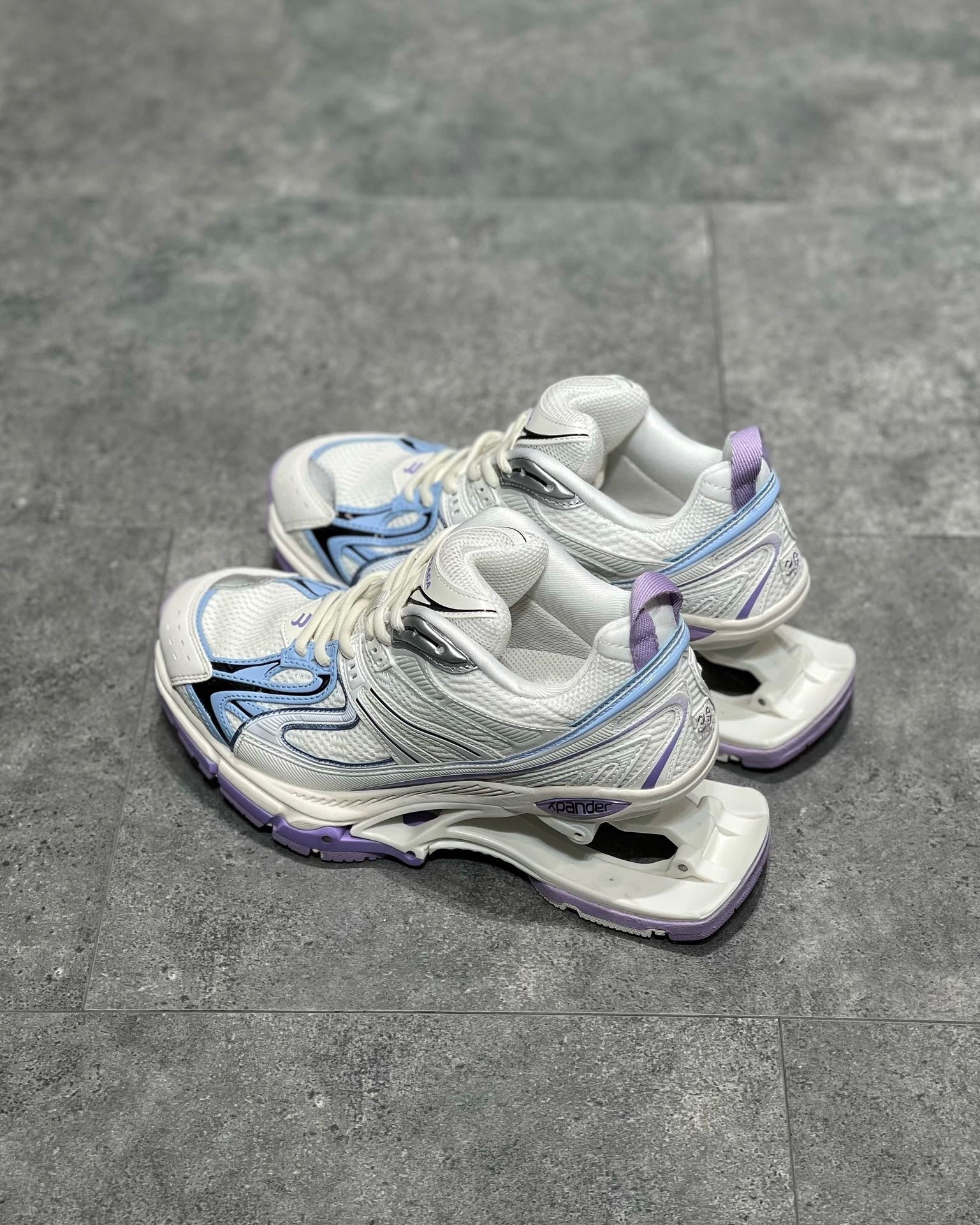 BAL X-PANDER TRAINERS