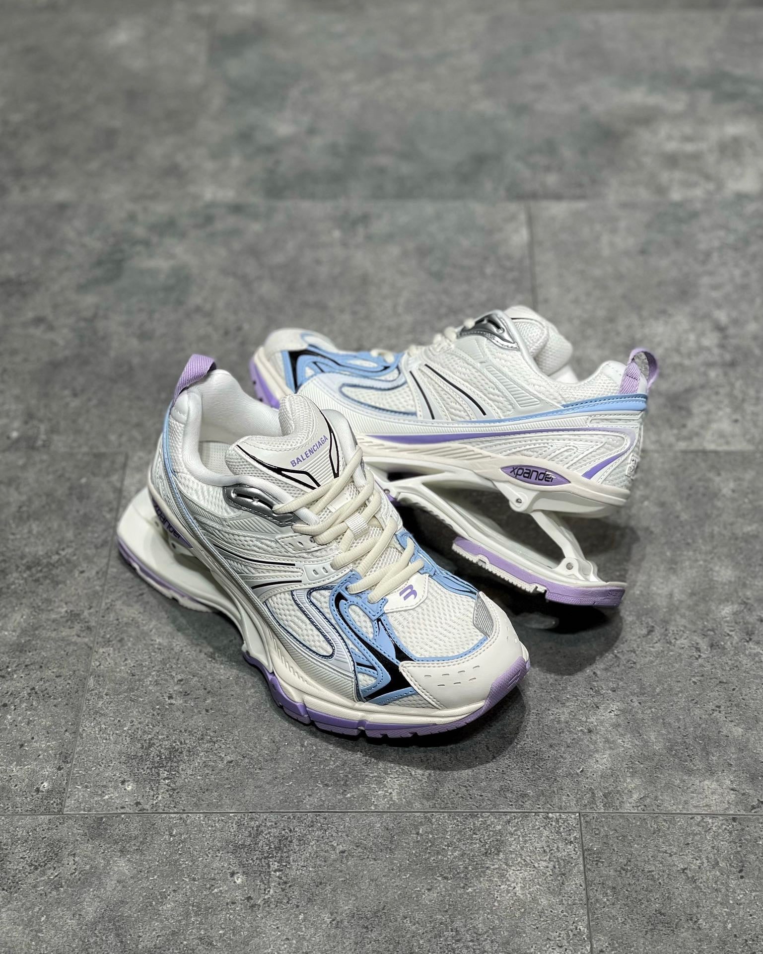 BAL X-PANDER TRAINERS