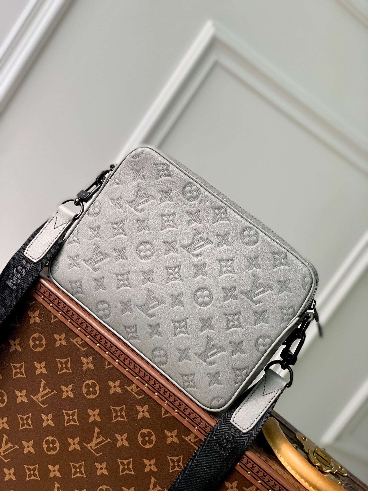 LOU TRIO MESSENGER BAG