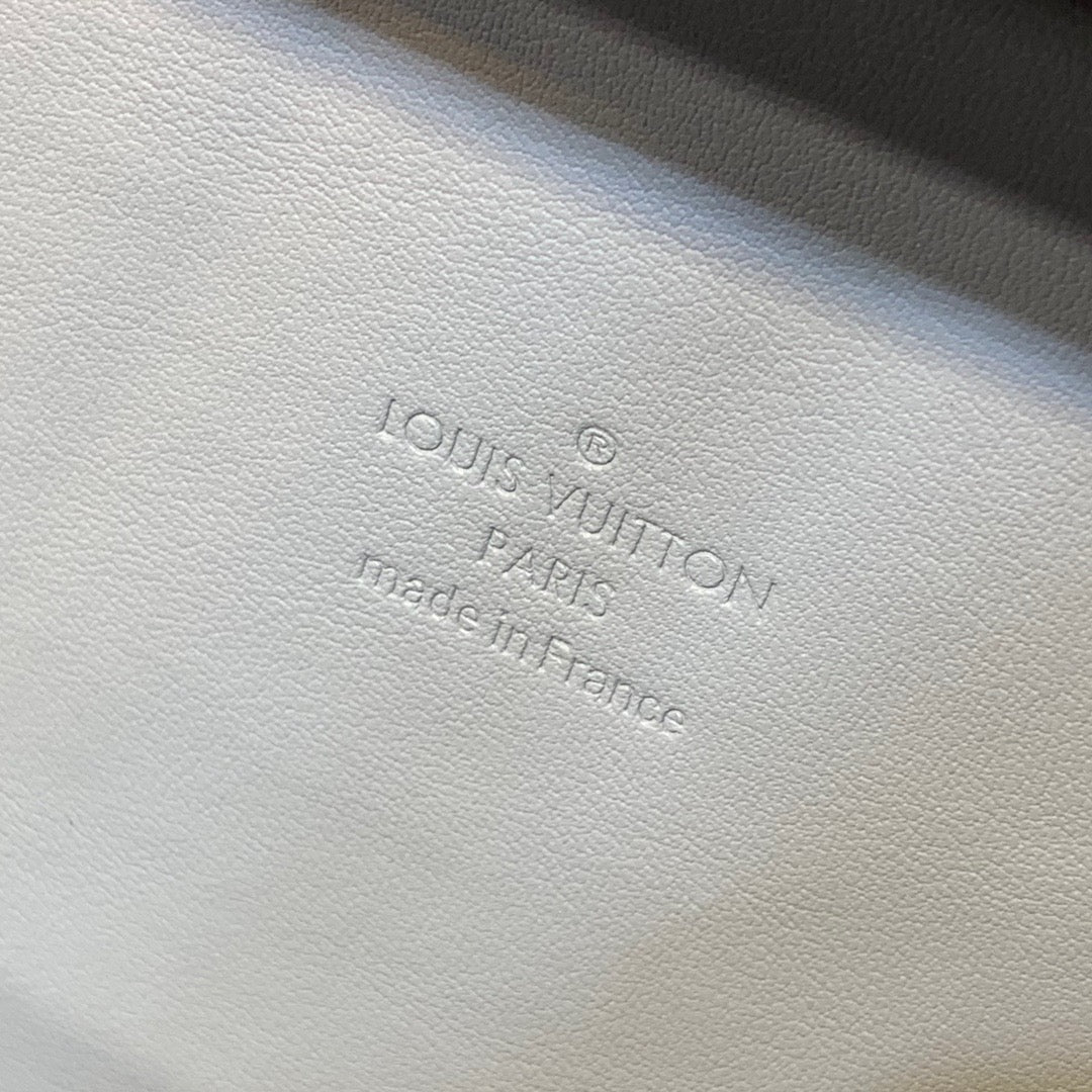 LOU SOFT TRUNK BAG