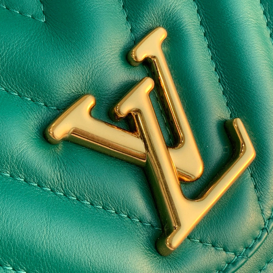LOU NEW WAVE CHAIN BAG