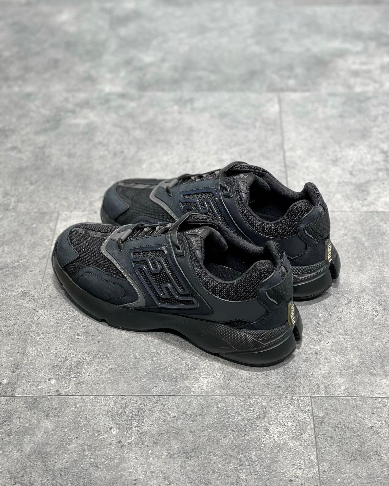 FEN FASTER SNEAKERS