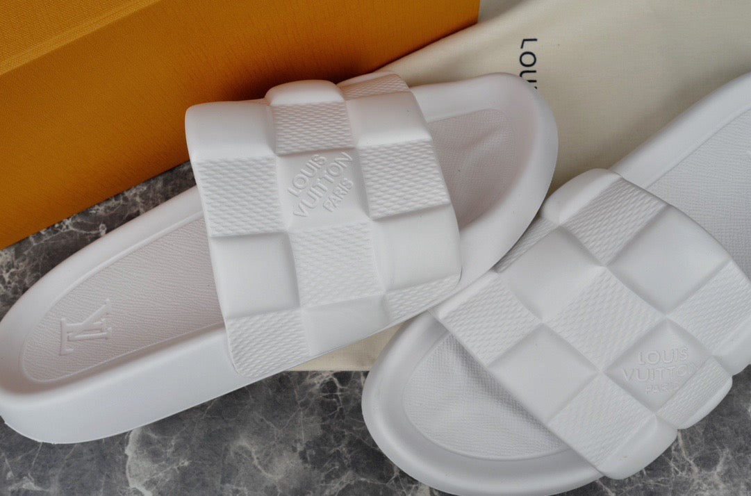 LOU WATERFRONT MULES