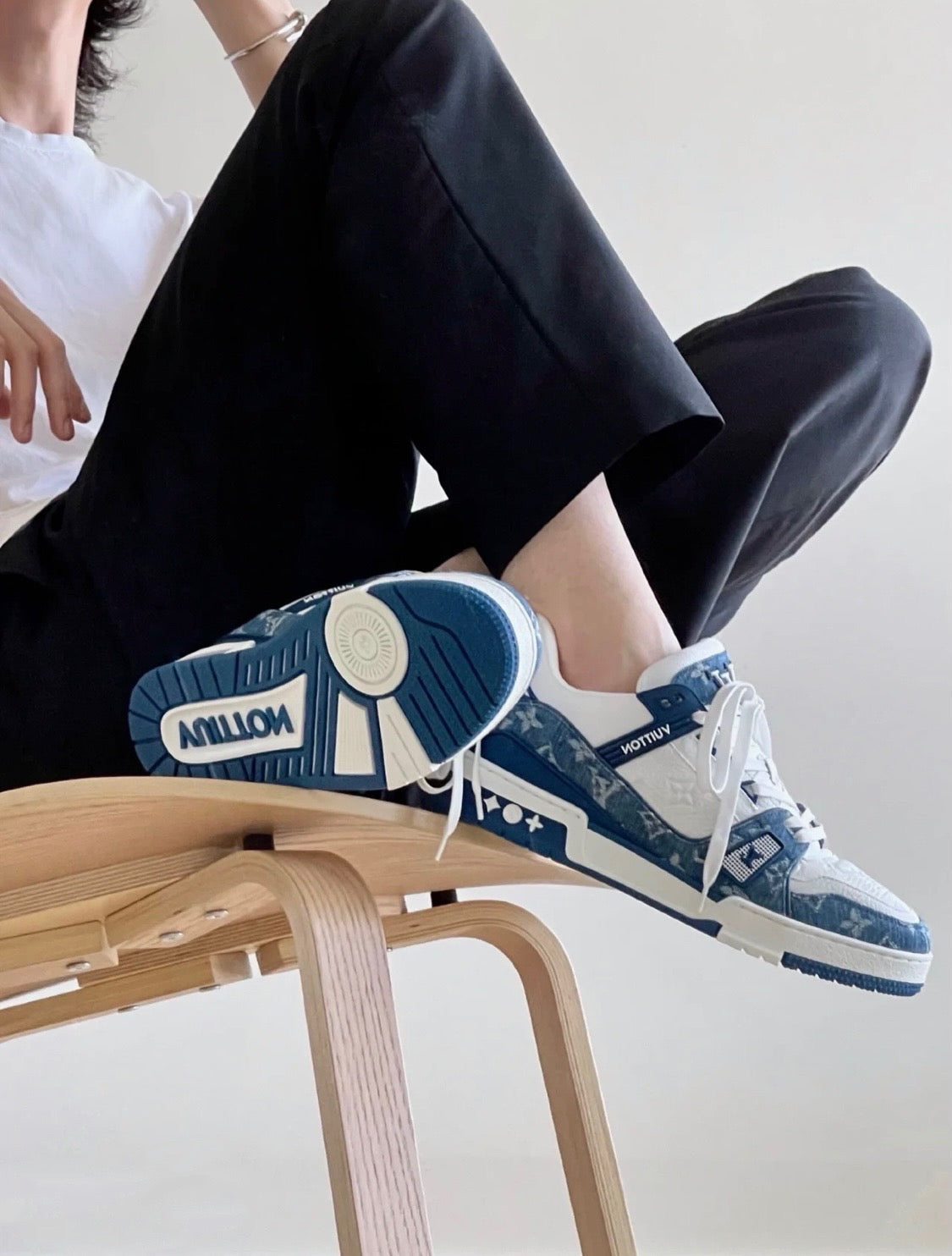 LOU TRAINERS
