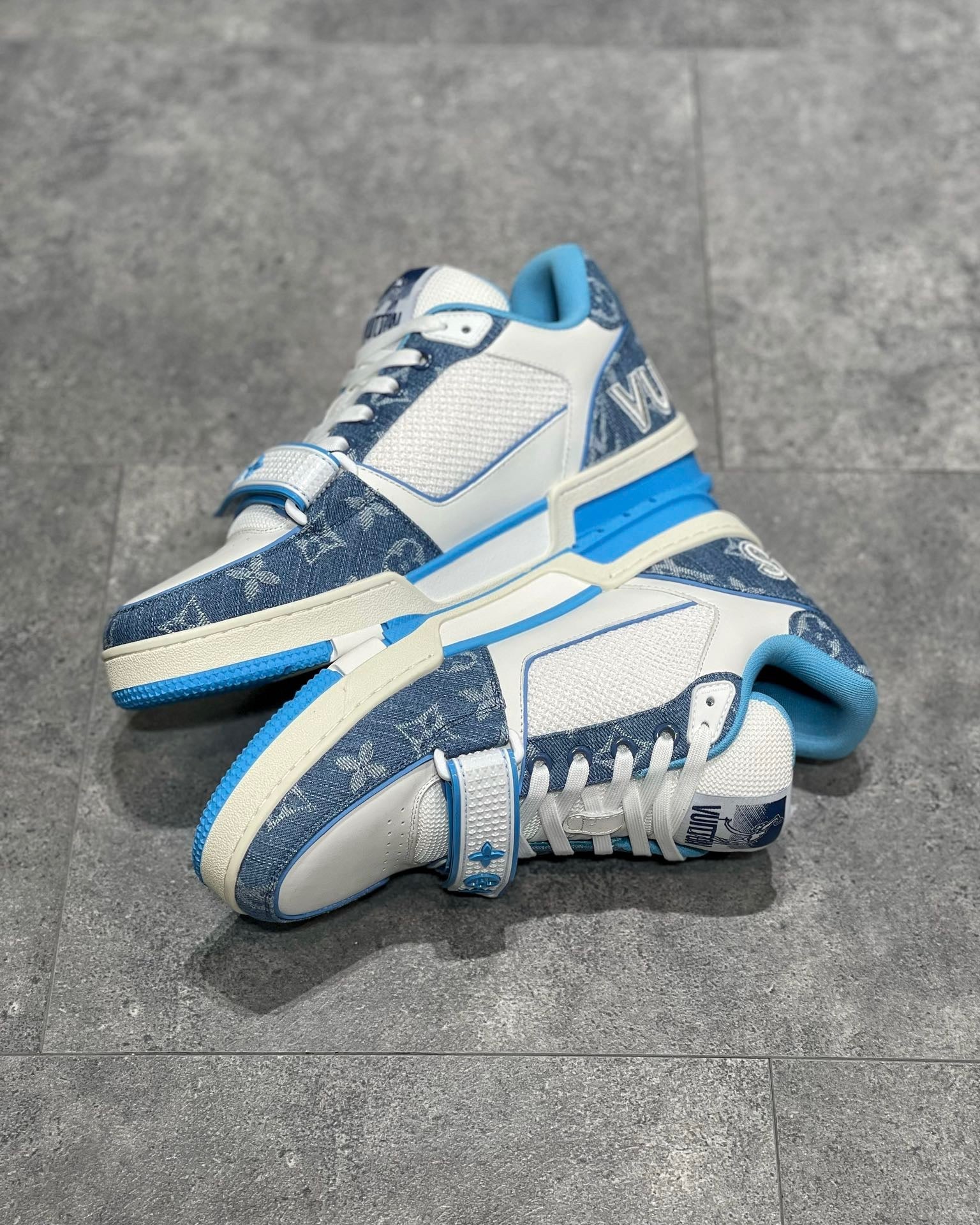 LOU TRAINERS
