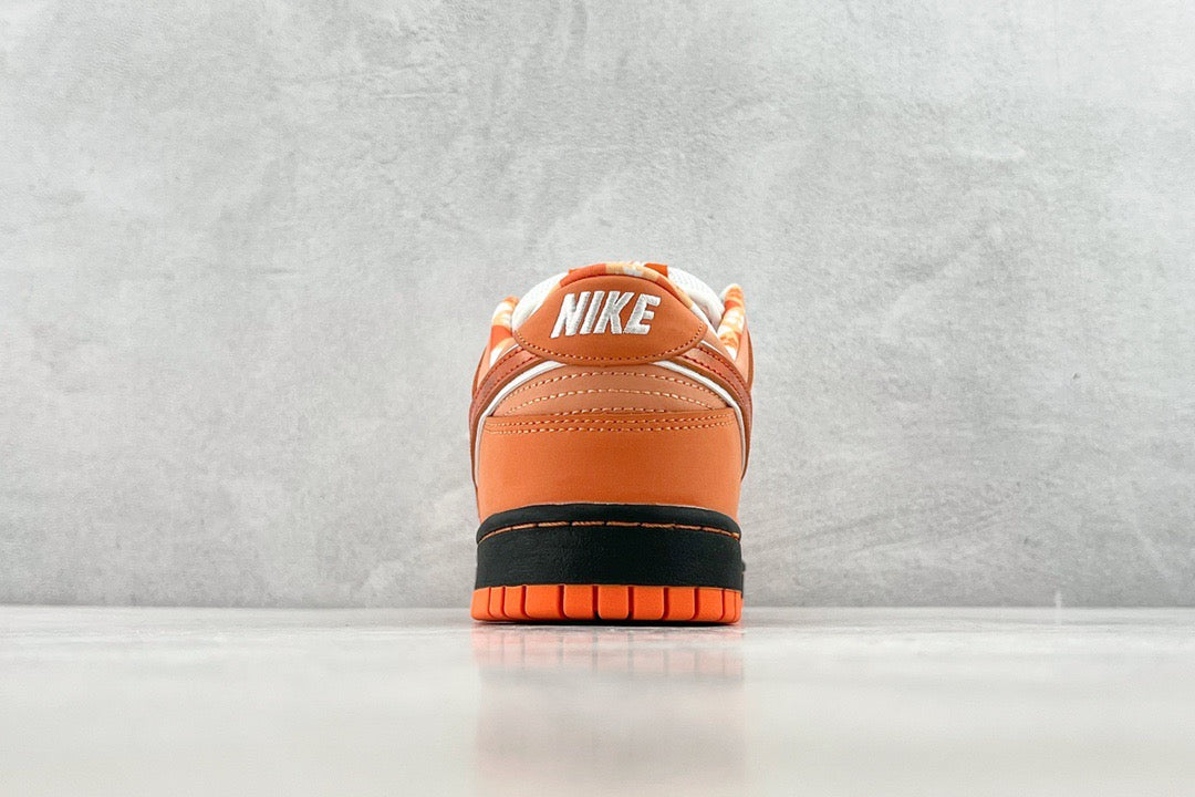 DUNK LOW ORANGE LOBSTER