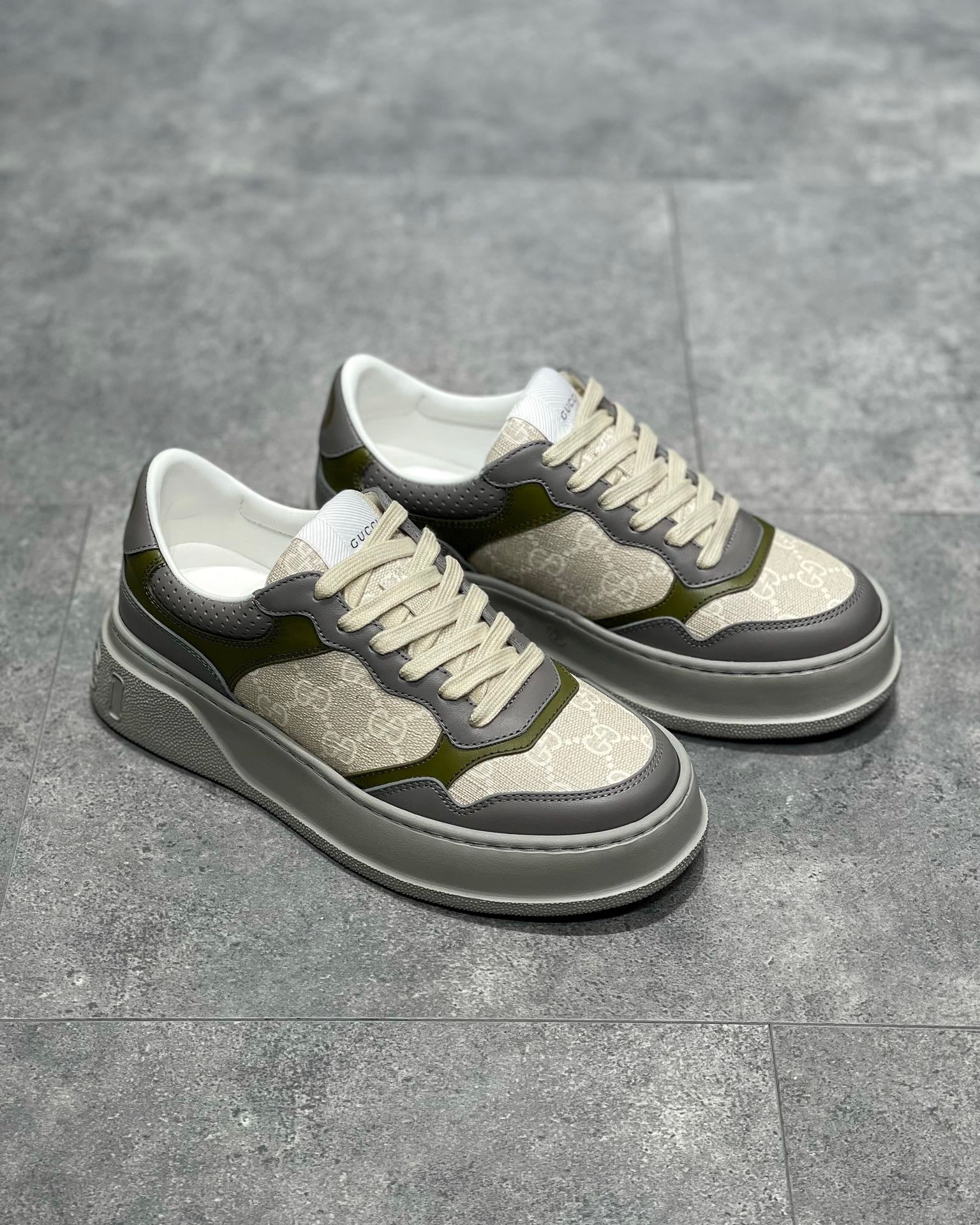 GG SNEAKER